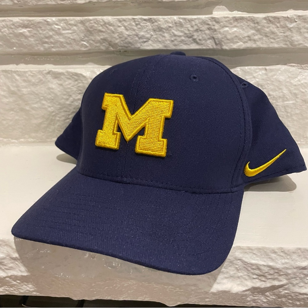 NEW University of Michigan ball cap hat